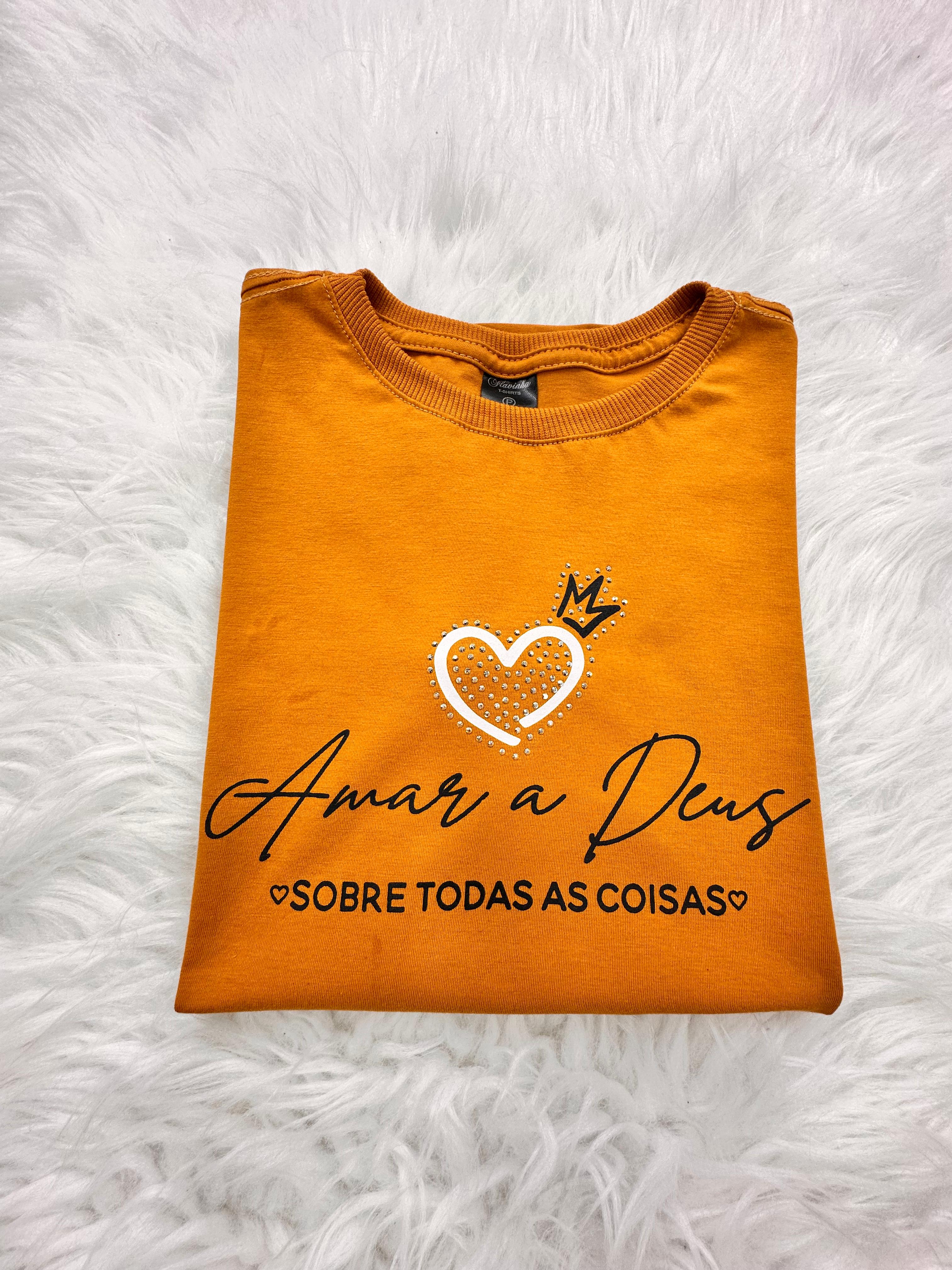 Camisa Amar a Deus Mel de outono